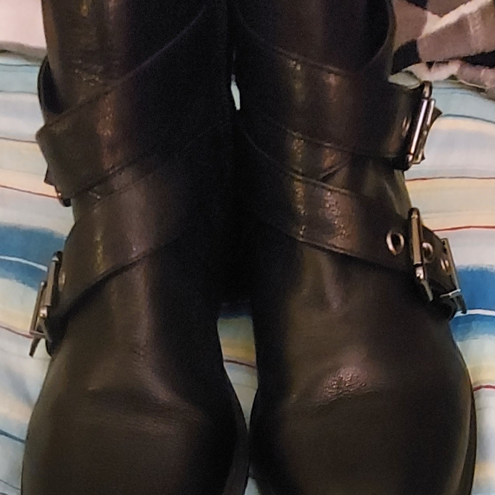 Bleecker & Bond Black Ankle Boots